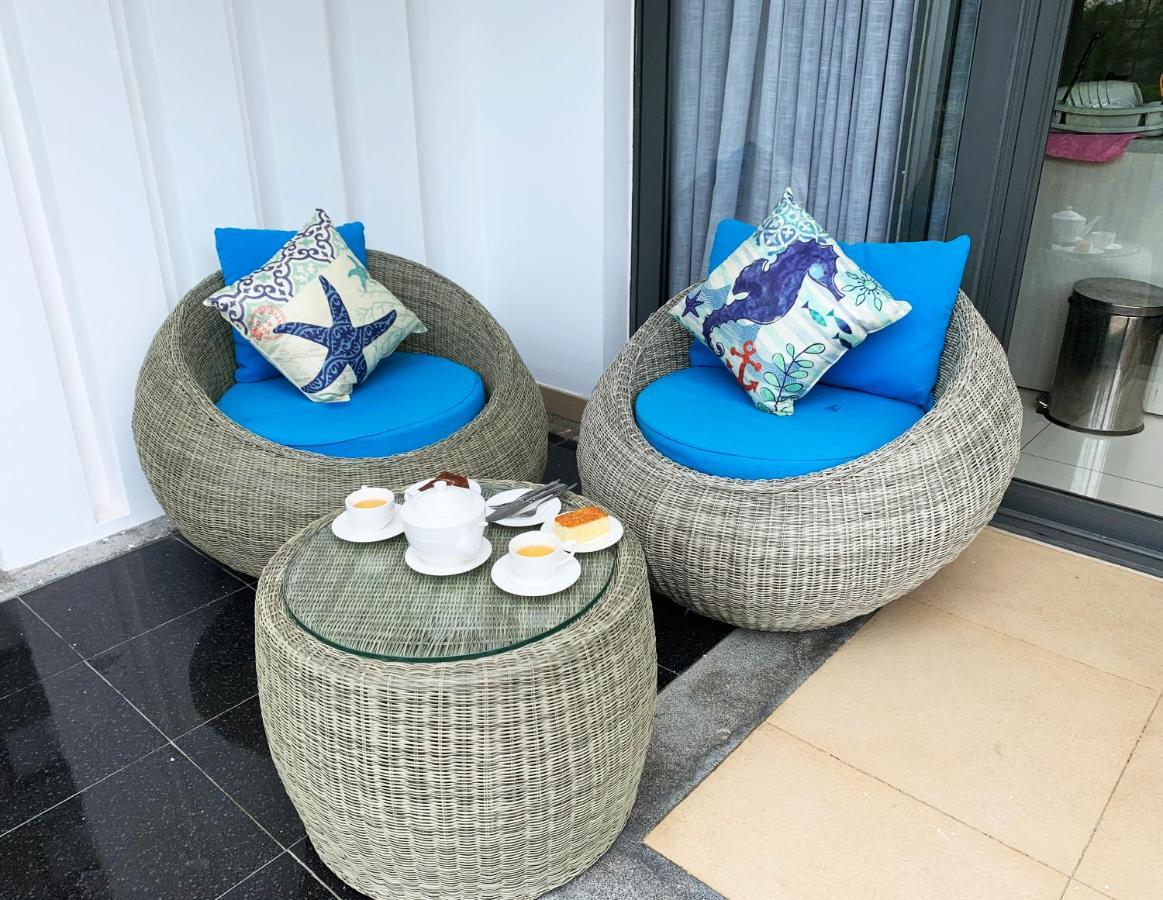 Okinawa Villas And Beach Club - Oceanami Resort Long Hai Exteriör bild